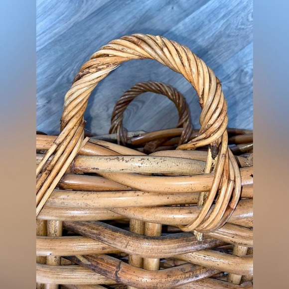 Large vintage Woven‎ Rattan Basket Bamboo Bin Boho Blanket Storage - Picture 3 of 11